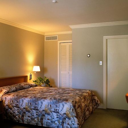 Auberge De La Baie Caraquet Exteriér fotografie
